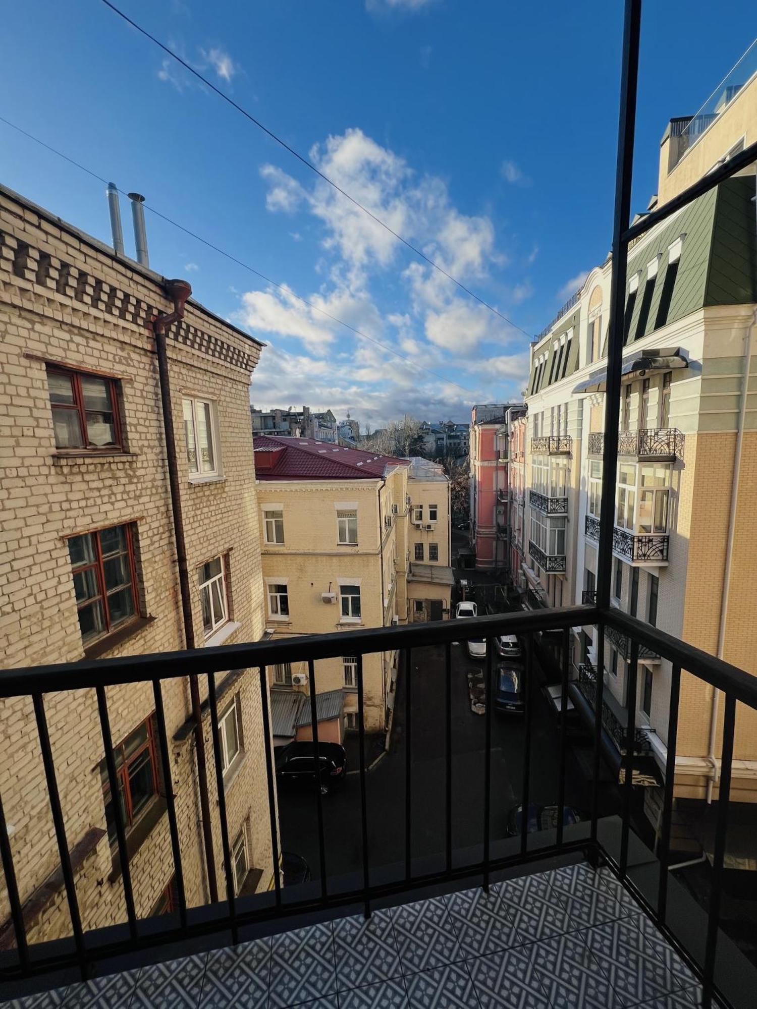 Kyiv Old Town Apartment Near Golden Gate Exterior photo